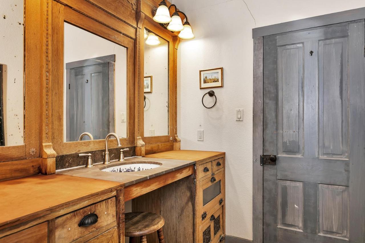 Adams Travis - 1B1Ba, Pet Friendly With Fee, Walk To Main Villa Fredericksburg Exteriör bild
